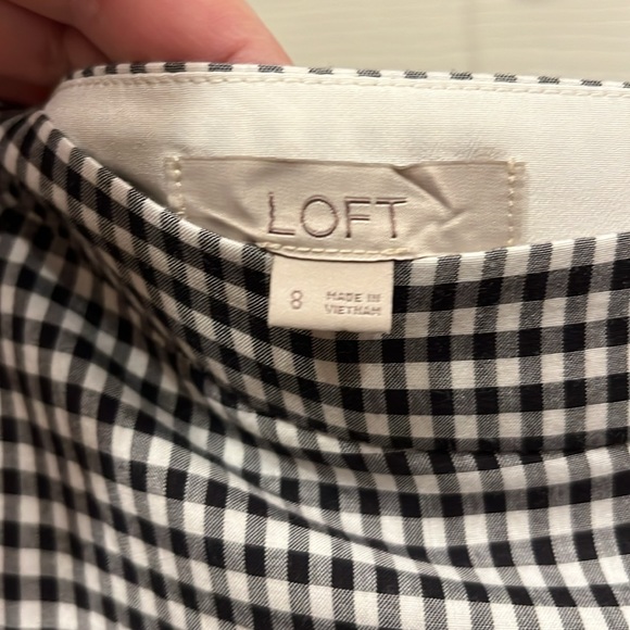 Loft skirt! - Picture 3 of 10